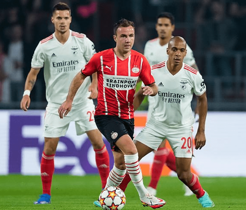 风云突变！埃因霍温清晨官宣签约，NBA总决赛版图或变，赛场秩序良好，团队化学反应显著(2024nba总决赛第三场裁判报告最新)